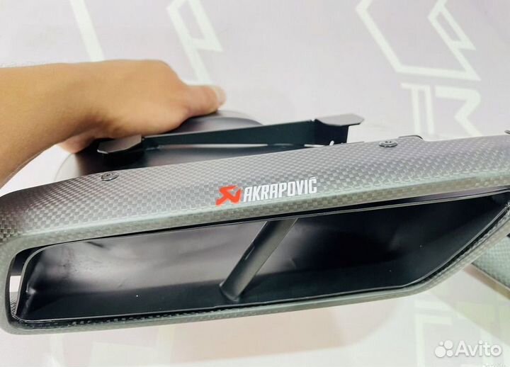 Насадки mercedes W205 akrapovic carbon