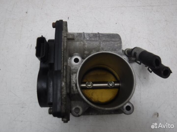 Заслонка дроссельная Nissan Juke 2011