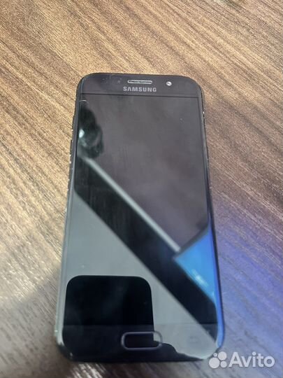 Телефон Samsung galaxy a5 2017