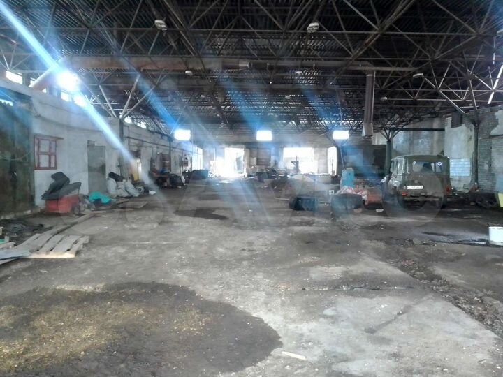 Гараж, > 30 м²