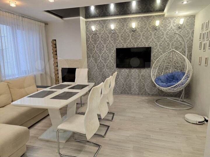 4-к. квартира, 120 м², 8/9 эт.