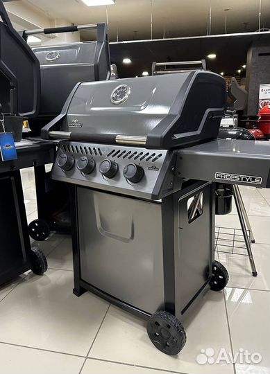 Газовый гриль Napoleon Freestyle 425 SB