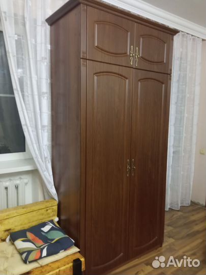 Шкаф