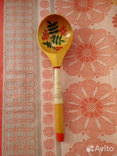 Деревянный половник, набо ножей