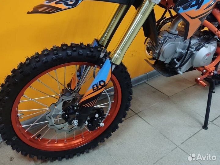 Мотоцикл питбайк Kayo Evolution K125EM 17/14 KRZ