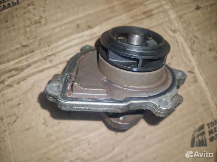 Водяной насос/Помпа opel astra j 1.6