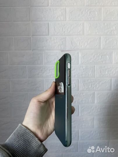 Чехол на iPhone 11