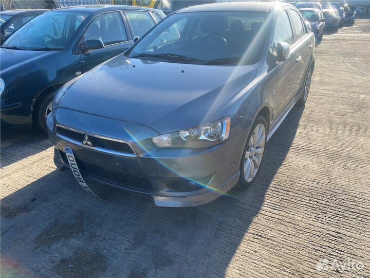 В разбор на запчасти Mitsubishi - Lancer 10
