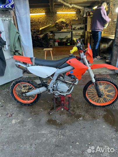 Racer 200 xzt