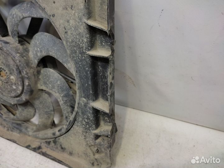 Диффузор радиатора LADA Granta 2011