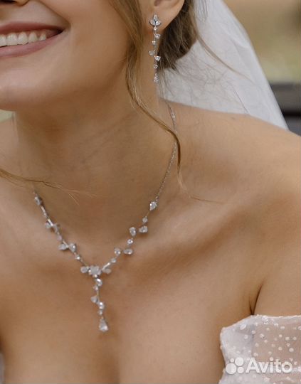 Украшения (серьги, браслет, колье) бижутерия