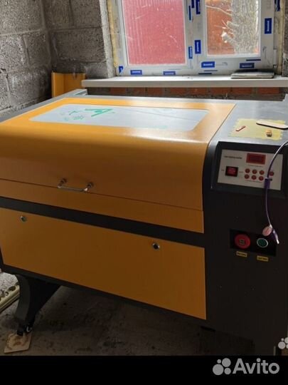 Лазерный станок co2