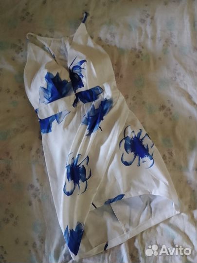 Платья женские разные