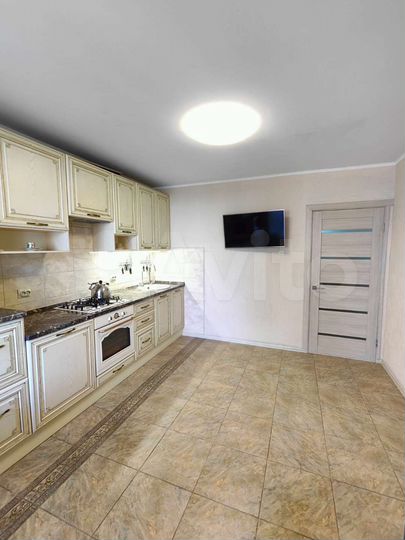 3-к. квартира, 84 м², 9/10 эт.