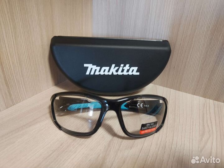 Очки Makita