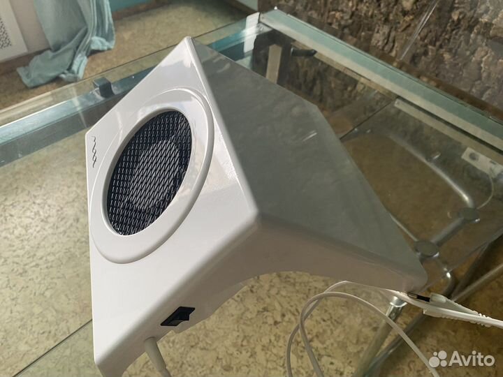 Вытяжка для маникюра и педикюра MAX