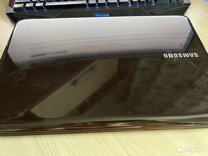 Ноутбук Samsung R540