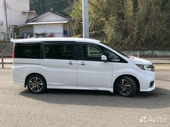 Honda Stepwgn Spada 1.5 AT, 2021, 37 650 км