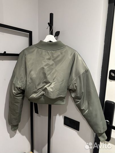 Бомбер evgostudios