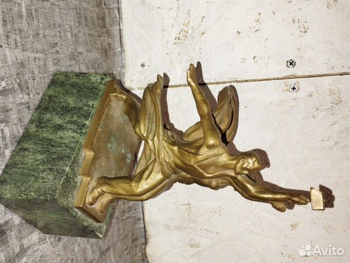 Рабочий и колхозница