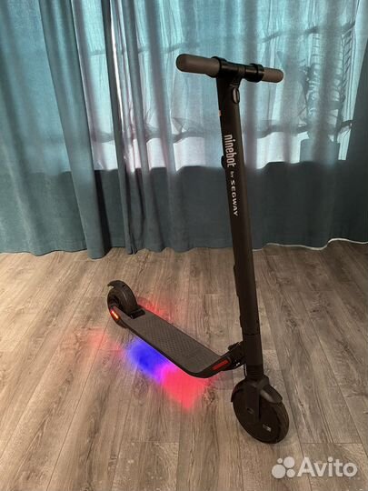 Электросамокат kickscooter segweay ninebot es2