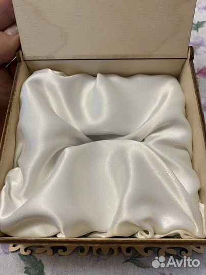 Шкатулка для обручальных колец