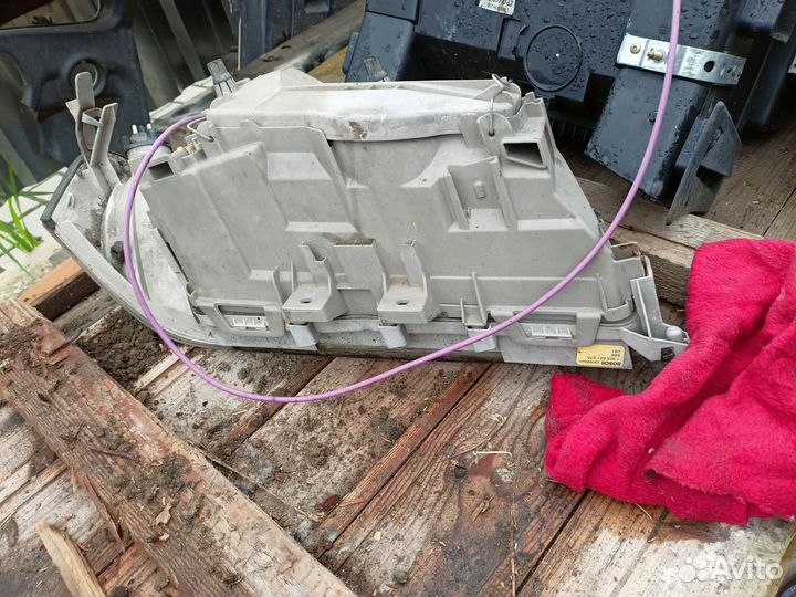 Левая фара mercedes-benz c-class w202