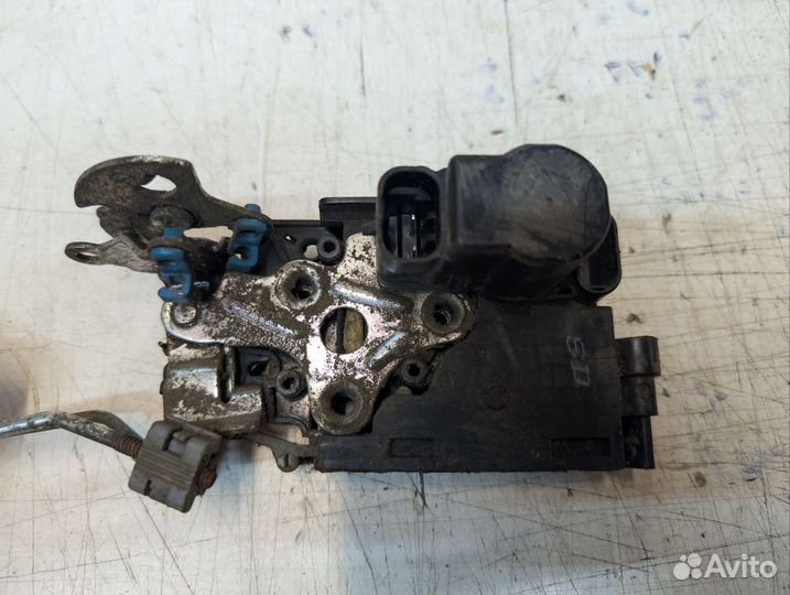 Замок двери передний левый Chevrolet Lacetti