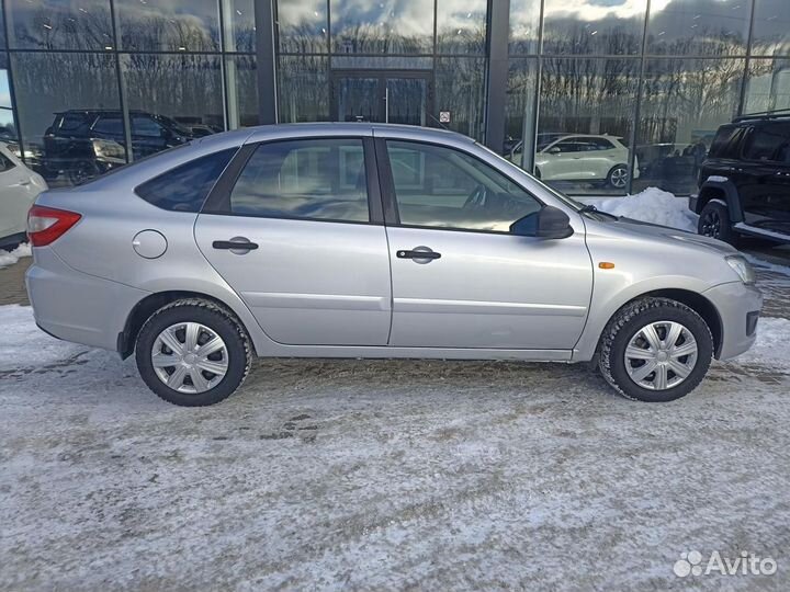 LADA Granta 1.6 МТ, 2015, 90 387 км