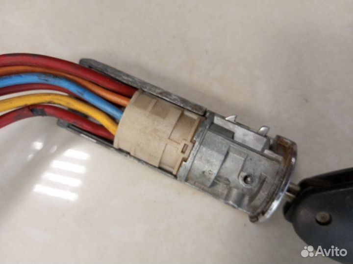 Замок зажигания Peugeot 806 минивен EW10J4 2001