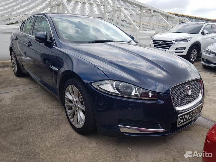 В разборе Jaguar XF (X250) 2013г. 2,2л. дизель