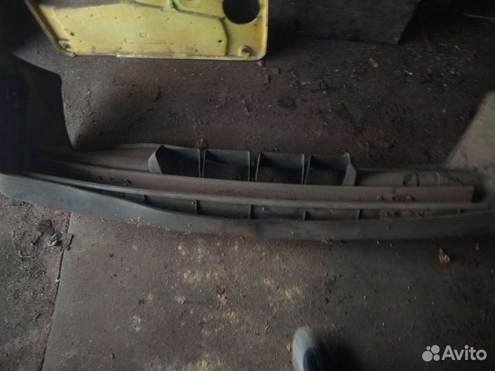 Передний бампер ваз 21099