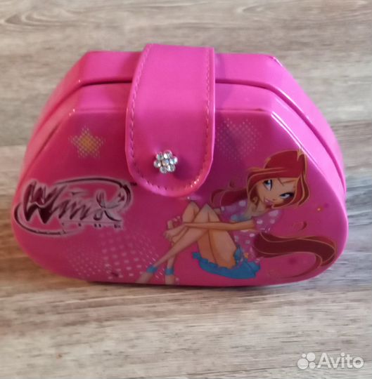 Солнцезащитные очки для девочки