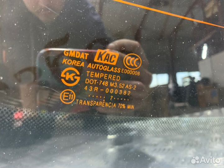 Стекло заднее Chevrolet Lacetti