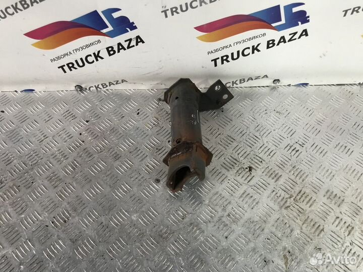 Кронштейн усилителя переднего бампера Volvo FH