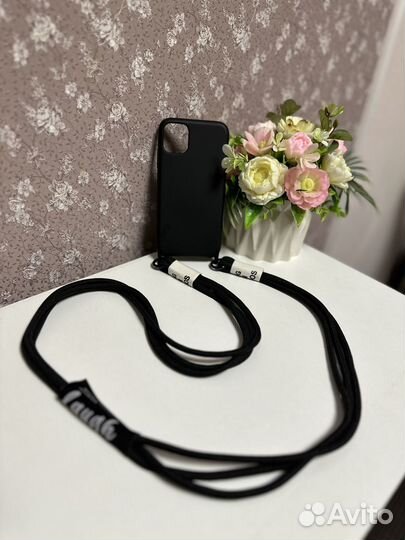 Чехол на iPhone 11