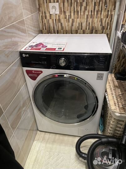 Стиральная машина бу на 7 кг Lg f12u2hbs2