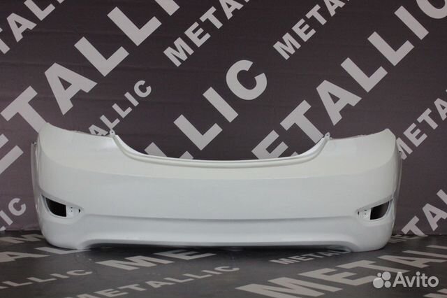 Задний бампер Хендай Солярис 2010 г. белый цвет