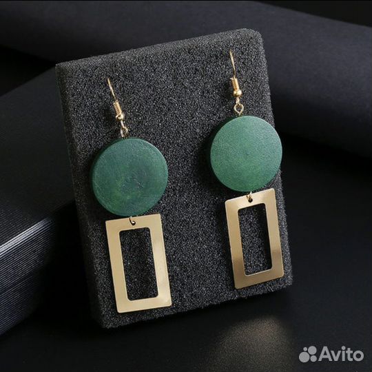 Серьги (7 пар-листай)