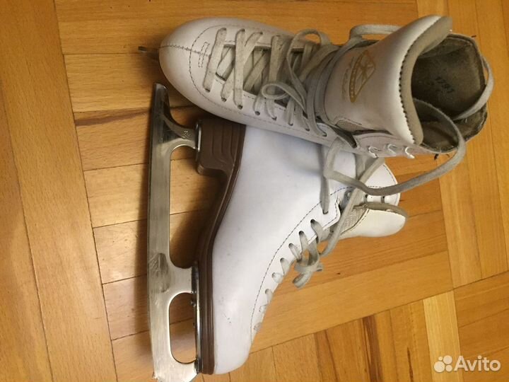 Фигурные коньки jackson artiste