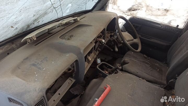 Кабина toyota dyna bu 142