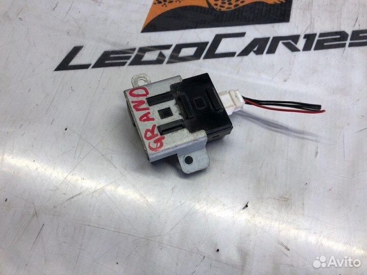 Блок управления дверьми Hyundai Grandeur 2010