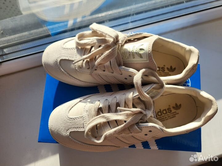 Продам новые кеды adidas samba