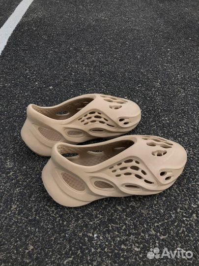 Кроссовки Adidas Yeezy Foam Runner “Light brown”