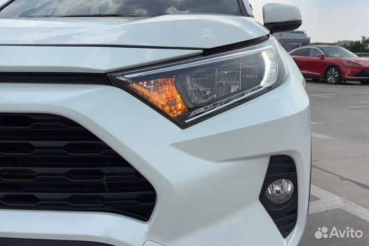 Toyota RAV4 2.0 CVT, 2021, 50 000 км