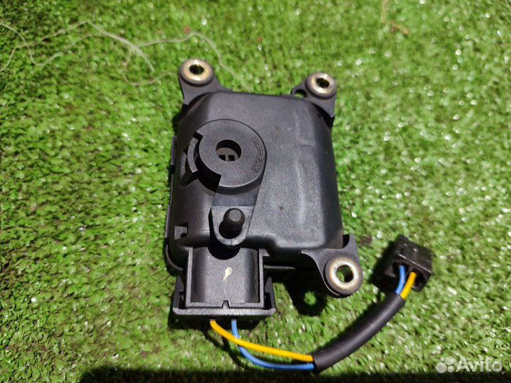Мотор заслонки печки Mercedes-benz w210