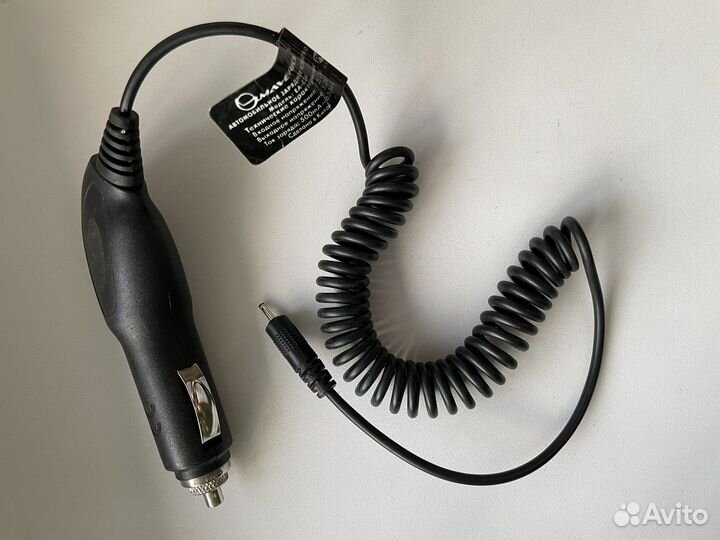 Автомобильное зарядное устройство