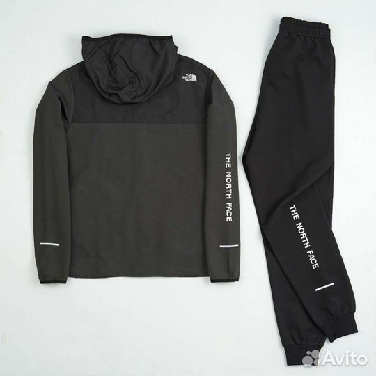 The north Face спортивный костюм мужской tnf