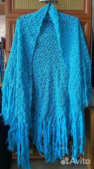 Шаль вязанная крючком
