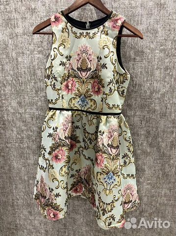 Нарядное платье